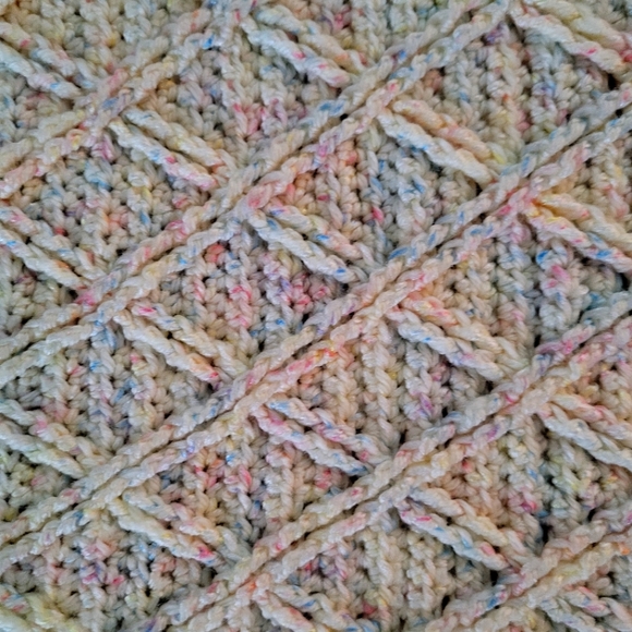 Hand-crocheted Pastel Baby Blanket - Picture 3 of 3